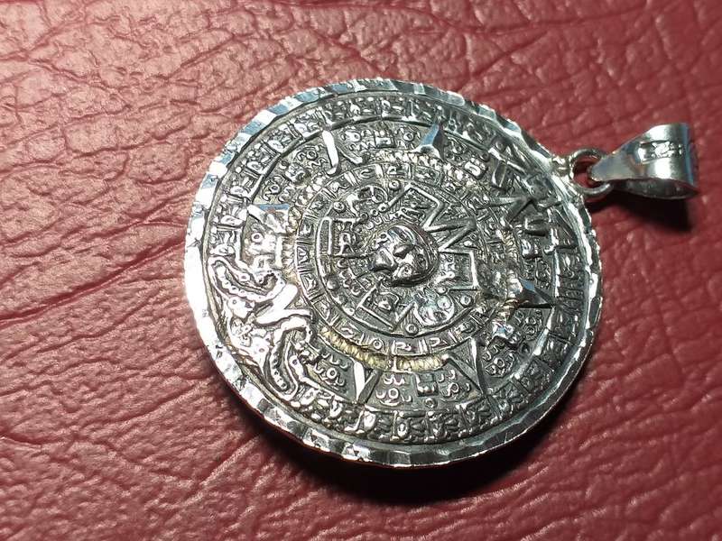 LOVELY GENUINE SOLID STERLING SILVER PENDANT IN EXCELLENT CONDITION