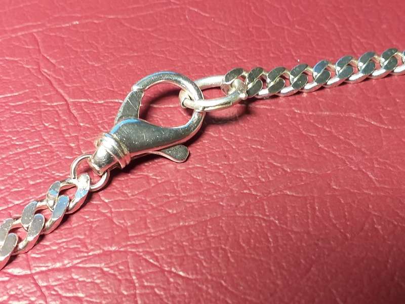 LOVELY GENUINE SOLID STERLING SILVER NECKLACE. EXCELLENT CONDITION [47 g] - A RELIST OF NON PAYMENT