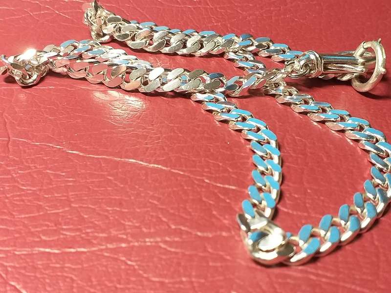 LOVELY GENUINE SOLID STERLING SILVER NECKLACE. EXCELLENT CONDITION [47 g] - A RELIST OF NON PAYMENT