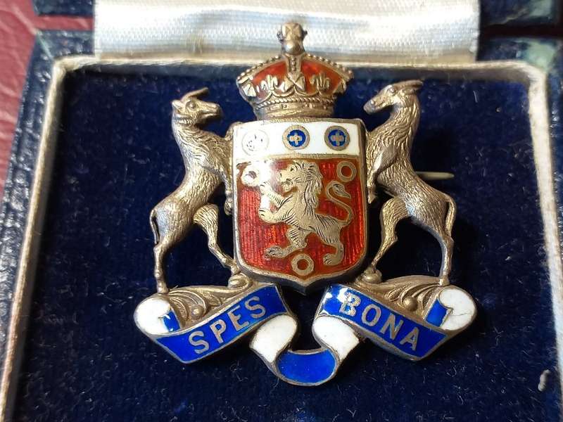 LOVELY STERLING SILVER MEDALL IN ORIGINAL BOX - [10,2 g]