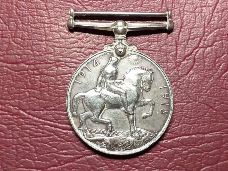 1914 - 1918 British War Silver Medal - 2. LIEUT. G.R. DUTHIE. R.A.F.