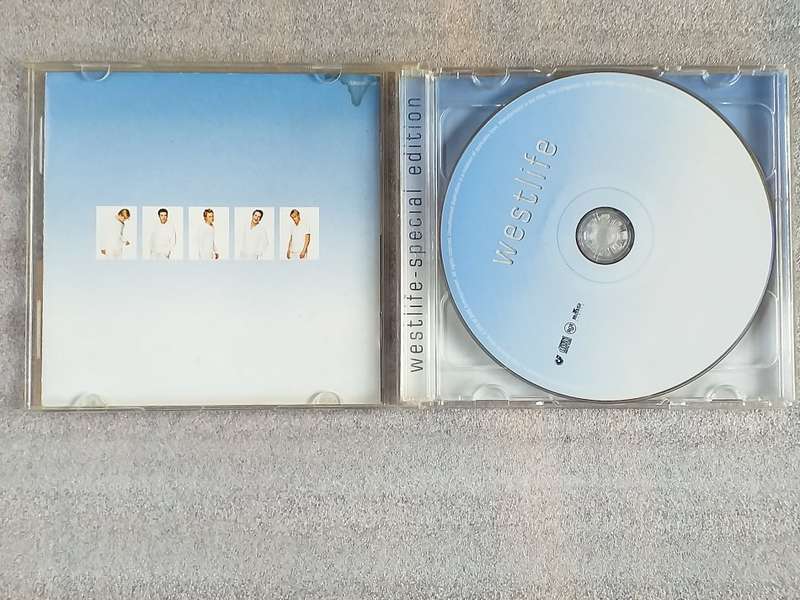 WESTLIFE SPECIAL EDITION DUBBLE CD