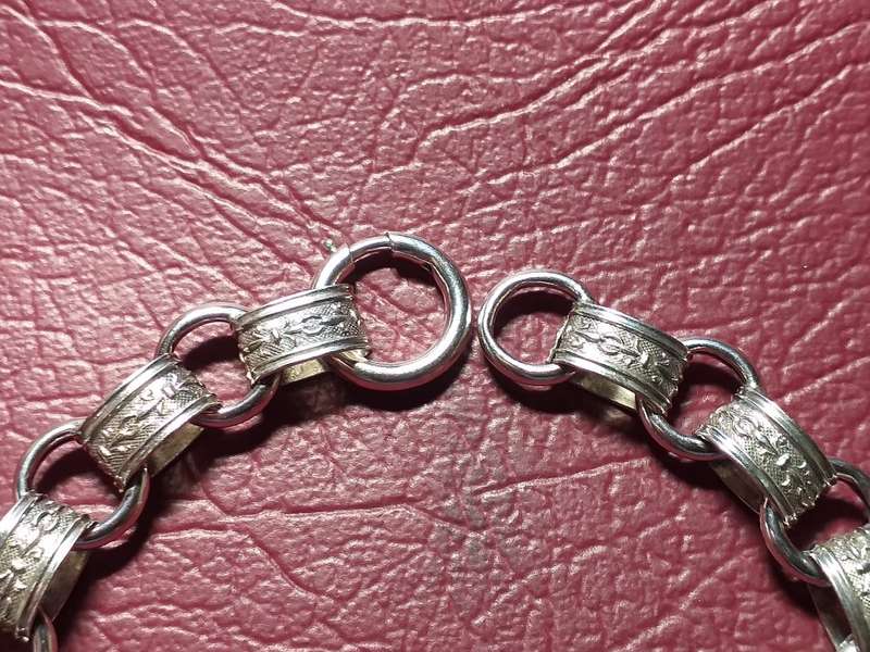 LOVELY GENUINE SOLID SILVER NECKLACE IN EXCELLENT CONDITION - [18,9 g]