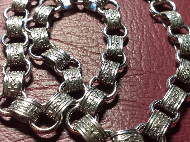 LOVELY GENUINE SOLID SILVER NECKLACE IN EXCELLENT CONDITION - [18,9 g]