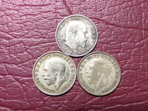 3 x BRITISH STERLING SILVER THREEPENCES - [Bid per coin to take all]