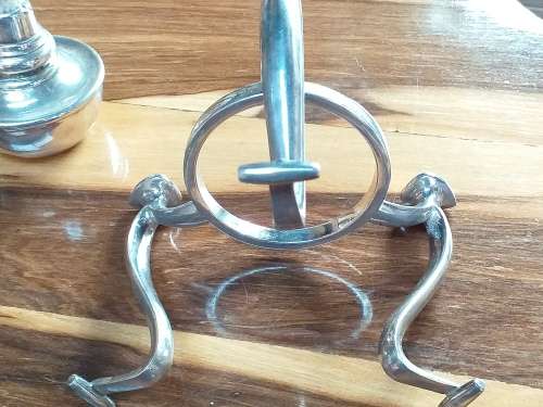 LOVELY VINTAGE FOOD WARMER - [H: 13 cm. W: 12 cm]