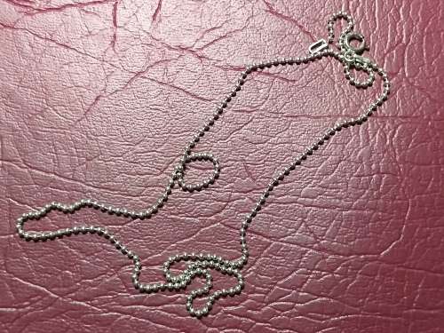 LOVELY GENUINE SOLID STERLING SILVER NECKLACE IN PRISTINE CONDITION