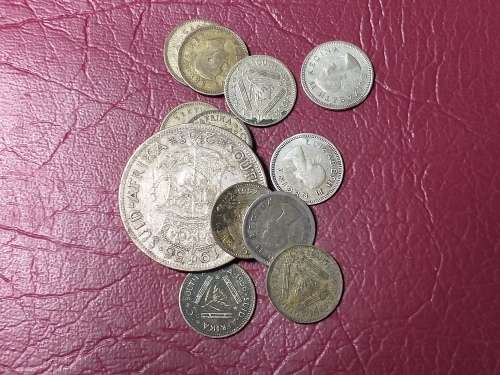 16 g x 50% SCRAP SILVER - [8 gram fine silver] - [Bid per gram to take all]
