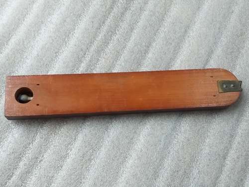 A THERMOMETER IN GOOD WORKING CONDITION - [L  21,5 cm]