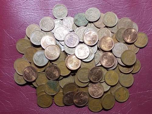 A LOT OF 150 RSA 5 CENTS - [Bid per coin to take all.]