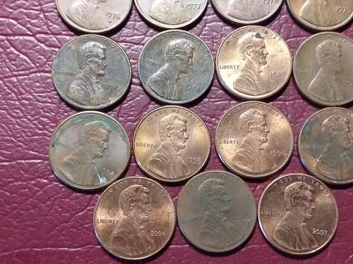 A LOT OF 33 USA 1 CENTS - ALL DIFFERENT DATES - [Bid per coin to take all.]