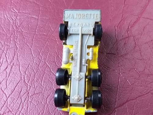 MAJORETTE BERNARD DIE CAST TRUCK - [Length 65 mm] - SCALE 1:100