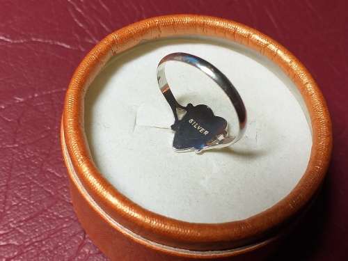 LOVELY GENUINE SOLID STERLING SILVER RING