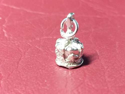 LOVELY GENUINE SOLID STERLING SILVER CROWN CHARM - [L 15 mm]