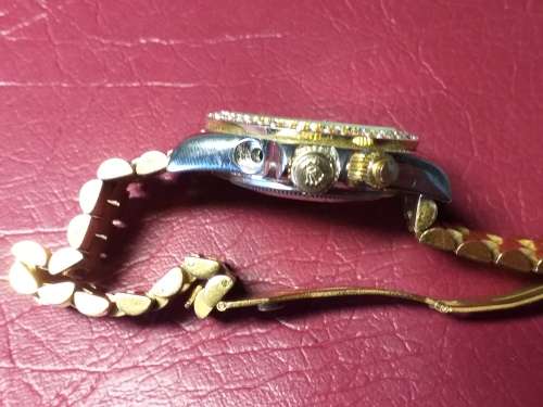 LOVELY COSTUME AUTOMATIC WATCH IN GOOD WORKING CONDITION - Needs a knob and strap some TLC