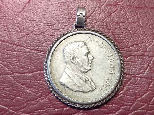 1967 RSA SILVER R1 ENGLISH SET IN STERLING SILVER - [18,4 gram]