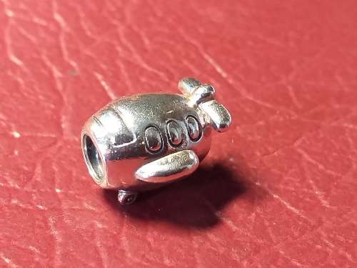 LOVELY GENUINE SOLID STERLING SILVER PANDORA CHARM IN EXCELLENT CONDITION - PLANE [4,7 g]