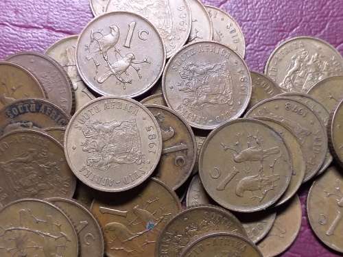A LOT OF 40 RSA BRONZE 1 CENTS - [Bid per coin to take all.]
