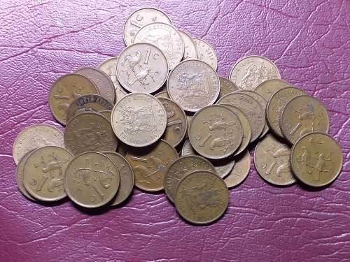 A LOT OF 40 RSA BRONZE 1 CENTS - [Bid per coin to take all.]