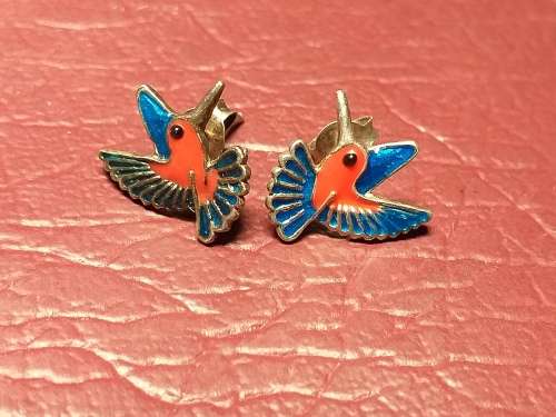 LOVELY GENUINE SOLID STERLING SILVER EARRINGS IN VERY GOOD CONDITION