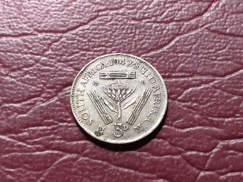 1942 SA UNION SILVER 3 PENCE