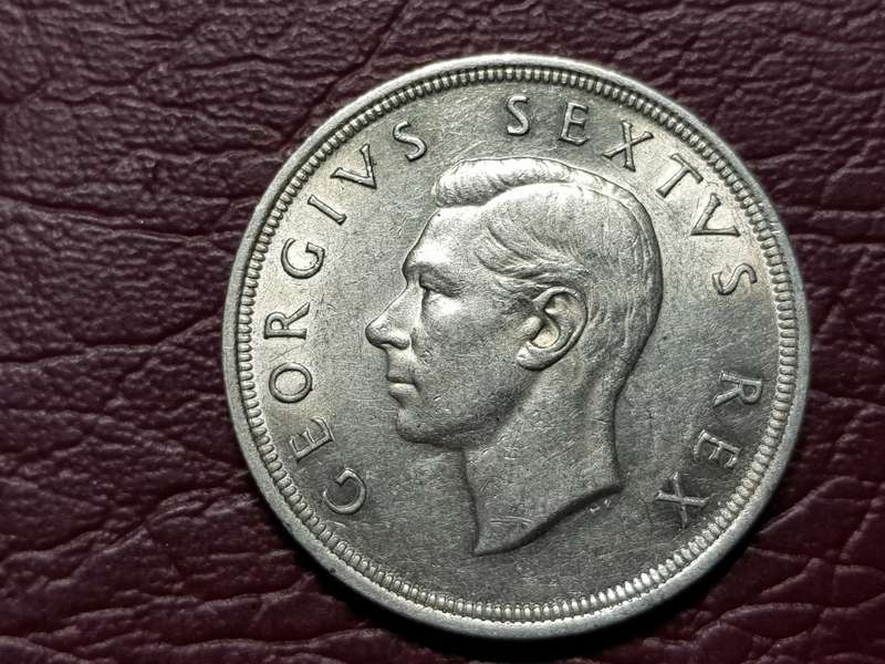 1949 SA UNION SILVER 5 SHILLINGS