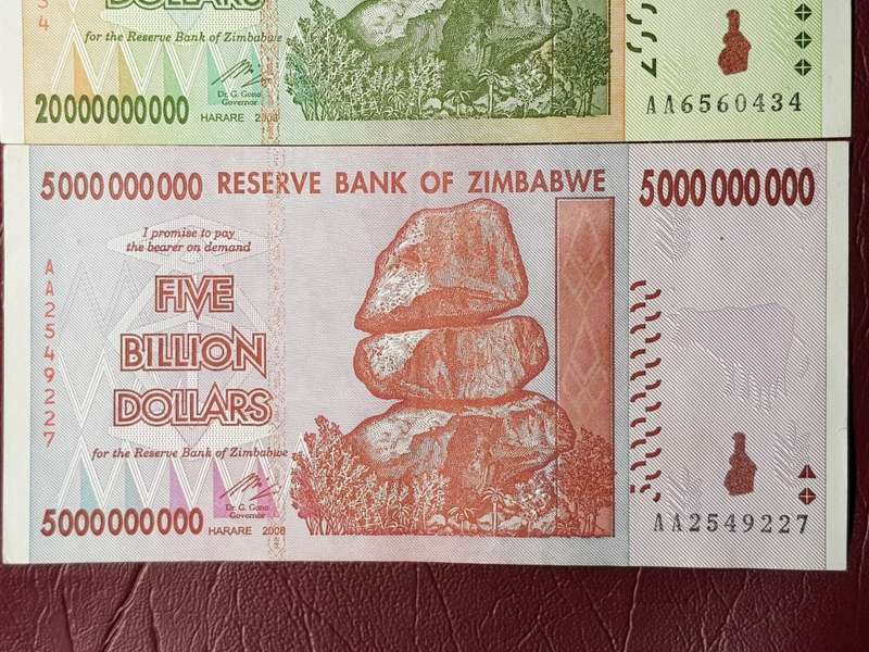 3 x 2008 ZIMBABWE BILLION DOLLAR NOTES - AA SERIES IN MINT STATE