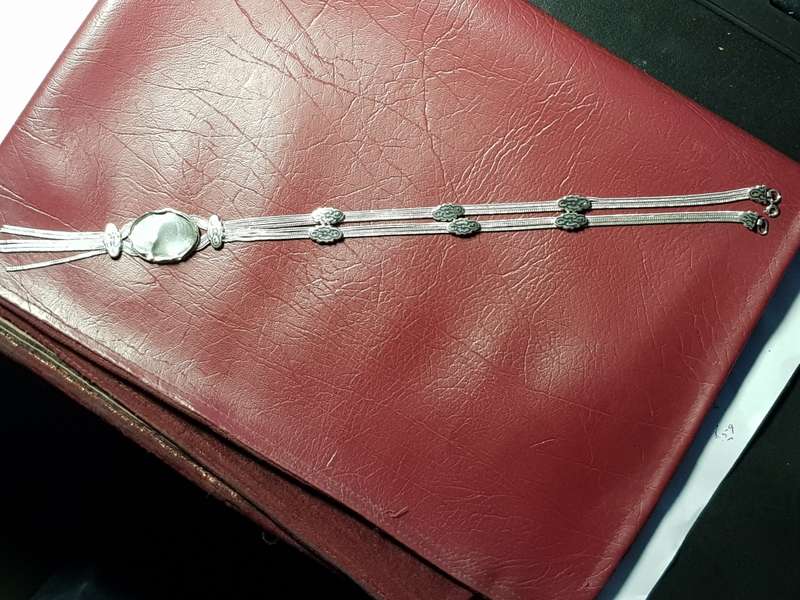 LOVELY GENUINE SOLID STERLING SILVER VINTAGE NECKLACE TO PUT IN YOUR OWN GEMSTONE - [43 g]