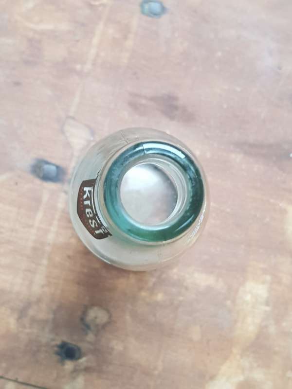 VINTAGE KREST CLUB SODA GLASS BOTTLE IN VERY GOOD CONDITION - [Height 190 mm]
