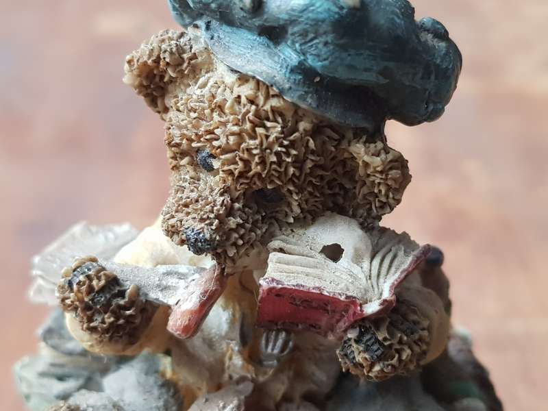 FIGURINE IN GOOD CONDITION - [Height 90 mm]
