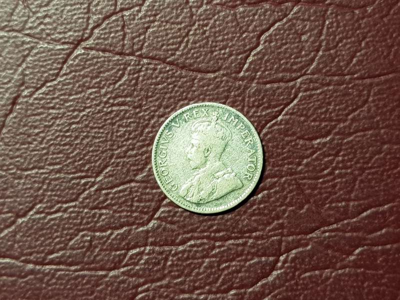 1934 SA UNION SILVER 3 PENCE