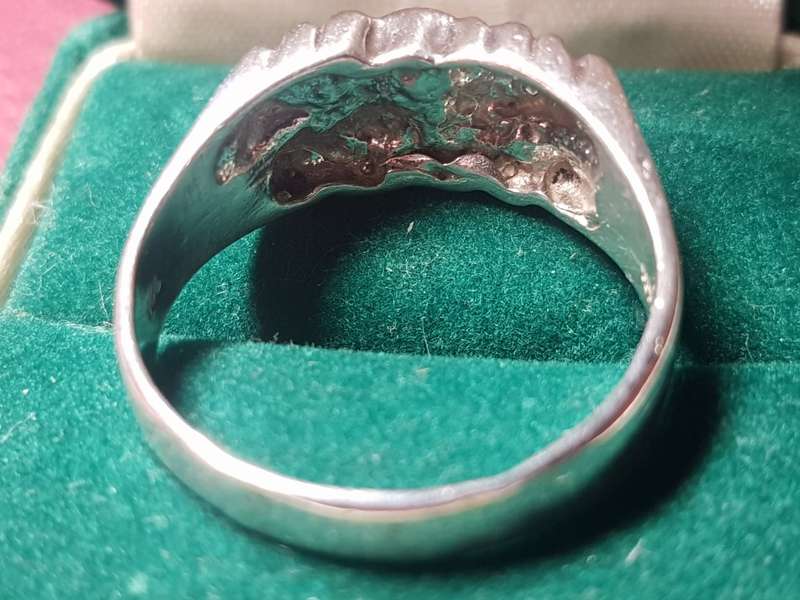 LOVELY GENUINE SOLID STERLING SILVER RING IN VERY GOOD CONDITION - [6,6 g]