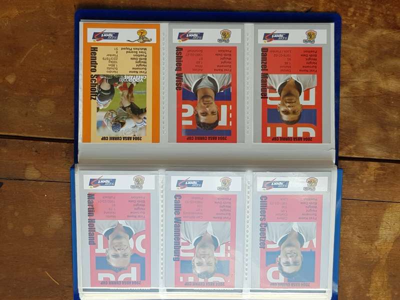 35 x MTN CRICKET COLLECTABLE CARDS - [Bid per card to take all.]