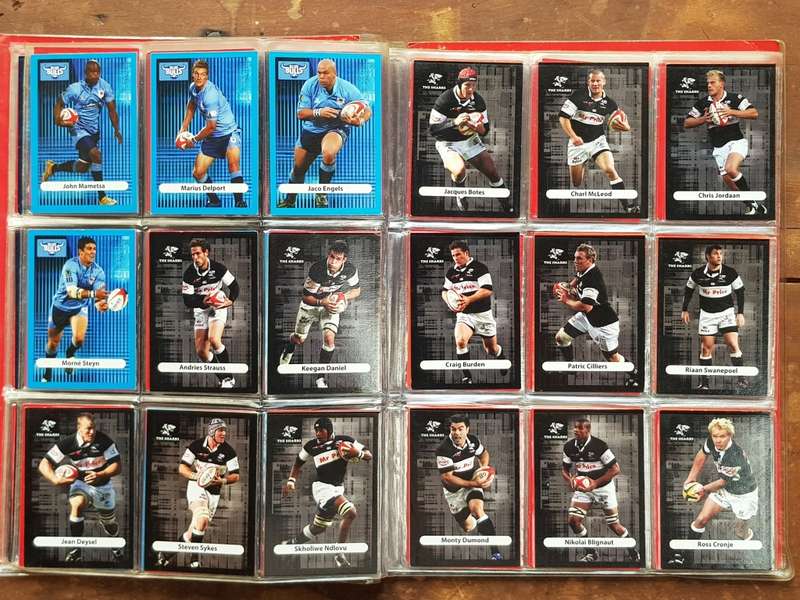 216 x RUGBY TRADING CARDS 2009 COMPLETE COLLECTION IN COLLECTOR BINDER - [Bid per card to take all.]