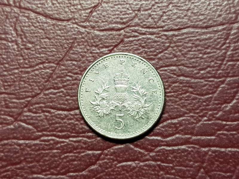 2005 BRITISH 5 PENCE