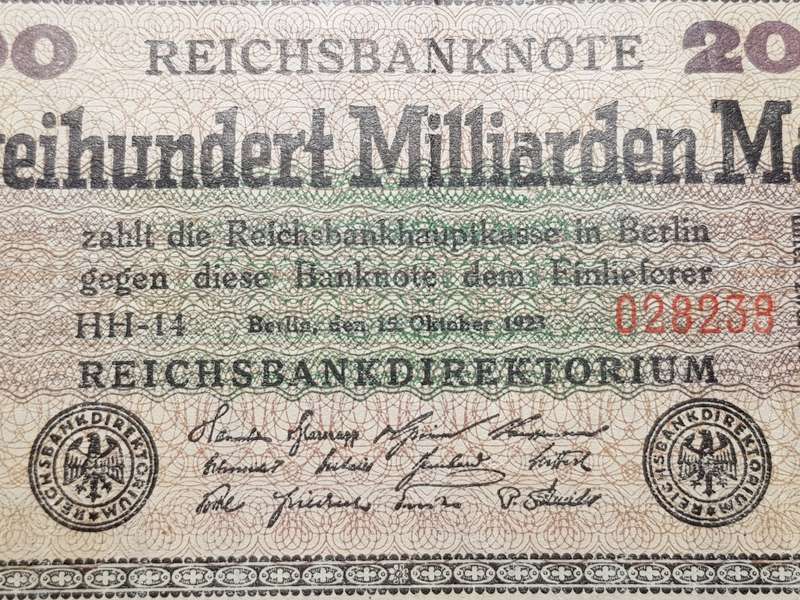 1923 Germany 200 000 000 000 Mark Reichsbanknote