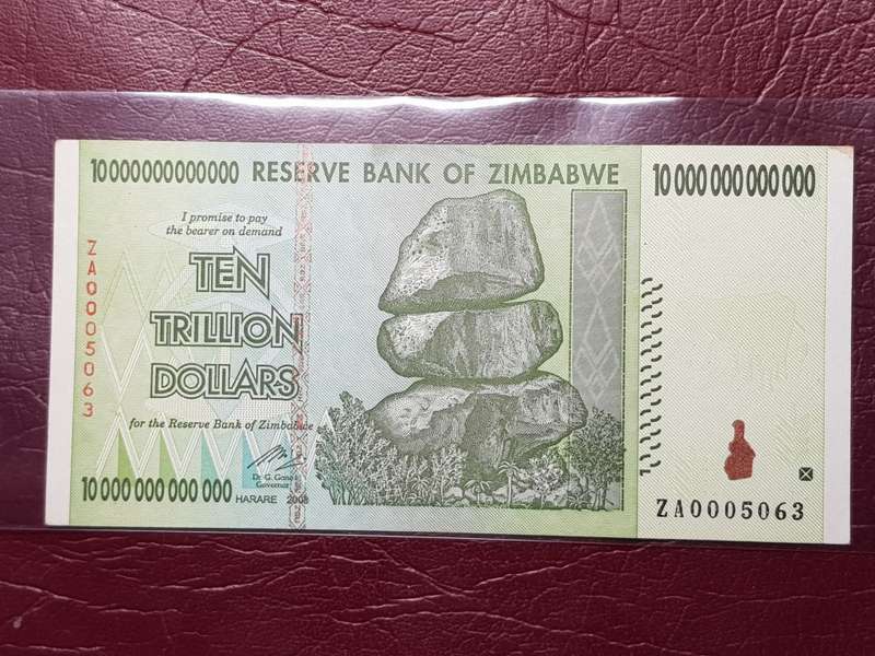 2008 ZIMBABWE 10 TRILLION DOLLAR NOTE - UNC