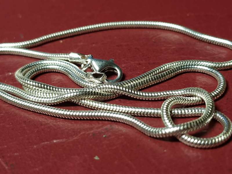 Lovely Solid Sterling Silver Snake Necklace With Lobster Clasp In Excellent Condition - [5,6 g]