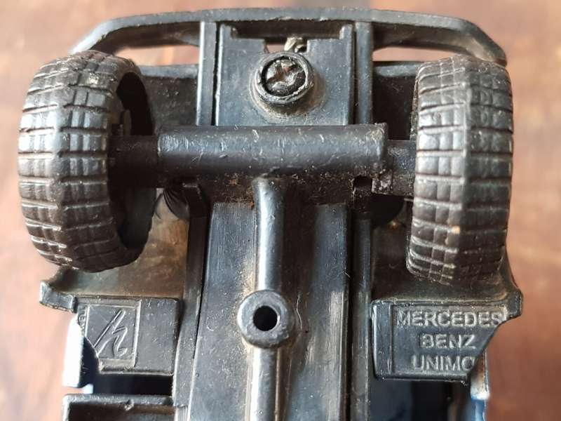 Mercedes Benz Unimog Model Truck