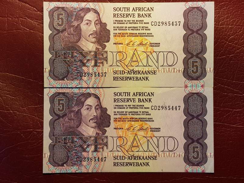 2 x RSA R5 Notes - C.L. Stals - [To my opinion UNC] - [Bid per note to take both]