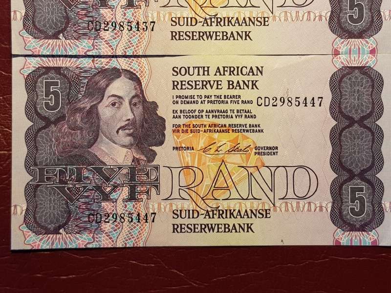 2 x RSA R5 Notes - C.L. Stals - [To my opinion UNC] - [Bid per note to take both]