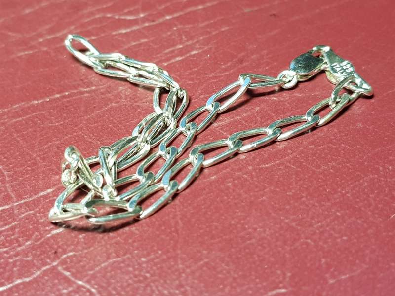 Lovely Genuine Solid Sterling Silver Bracelet in Excellent Condition - [4,7 g]