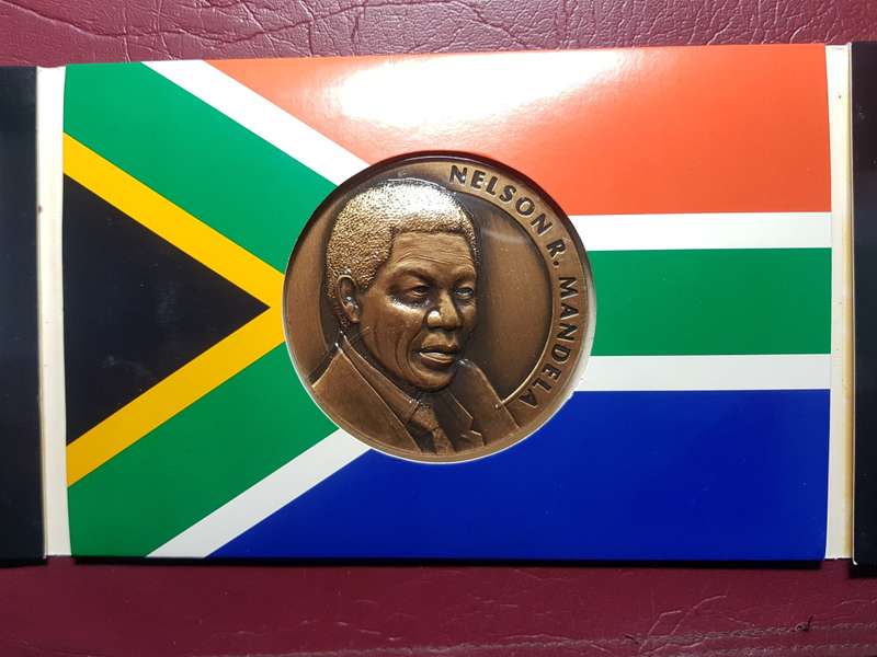 1994 Inauguration 195 g Toned Bronze Mandela Medallion With C.O.A.