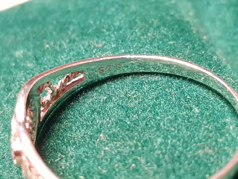 Lovely Genuine Solid Sterling Silver Toe Ring In Excellent Condition - [0,6 g]