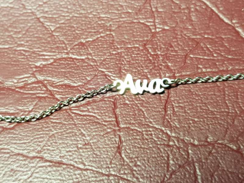 Lovely MBD Name Necklace AVA With Lobster Clasp In Excellent Condition - [Not Silver]