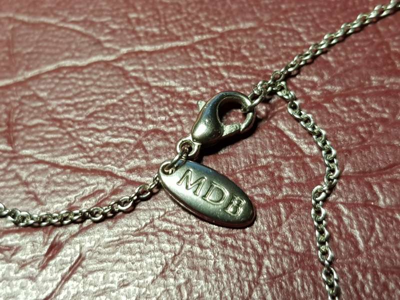 Lovely MBD Name Necklace AVA With Lobster Clasp In Excellent Condition - [Not Silver]