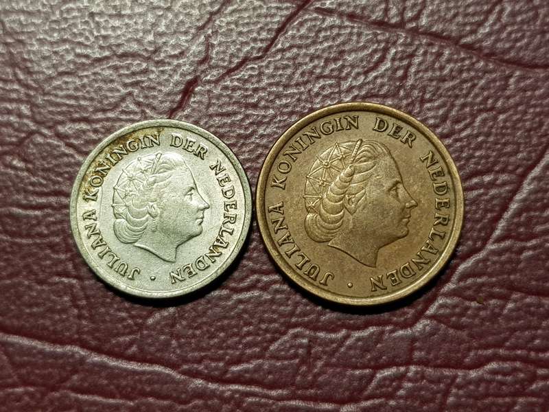 2 x Coins From Nederland - [Bid per coin to take both]