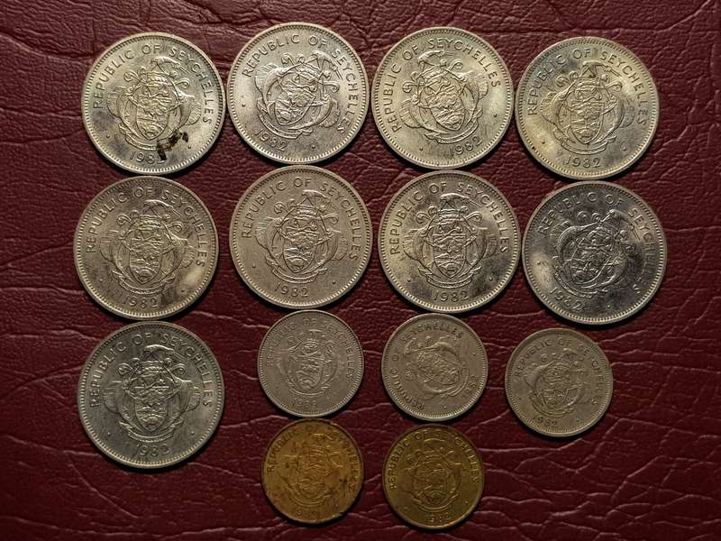 A Lot Of 14 Republic Of Seychelles Coins - [One bid for all]