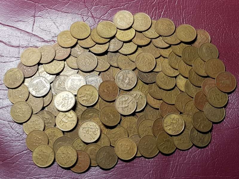 A Lot Of 140 RSA One Cent Coins - [Bid per coin to take all]