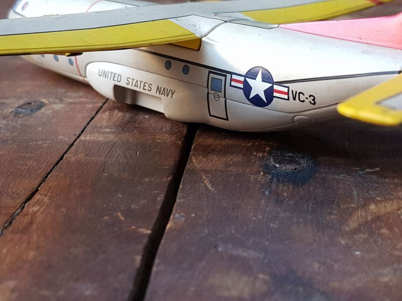 Very Heavy Corgi Die Cast C130 Hercules USA Navy Plane - [L 212 mm x W 275 mm x 540 gram]